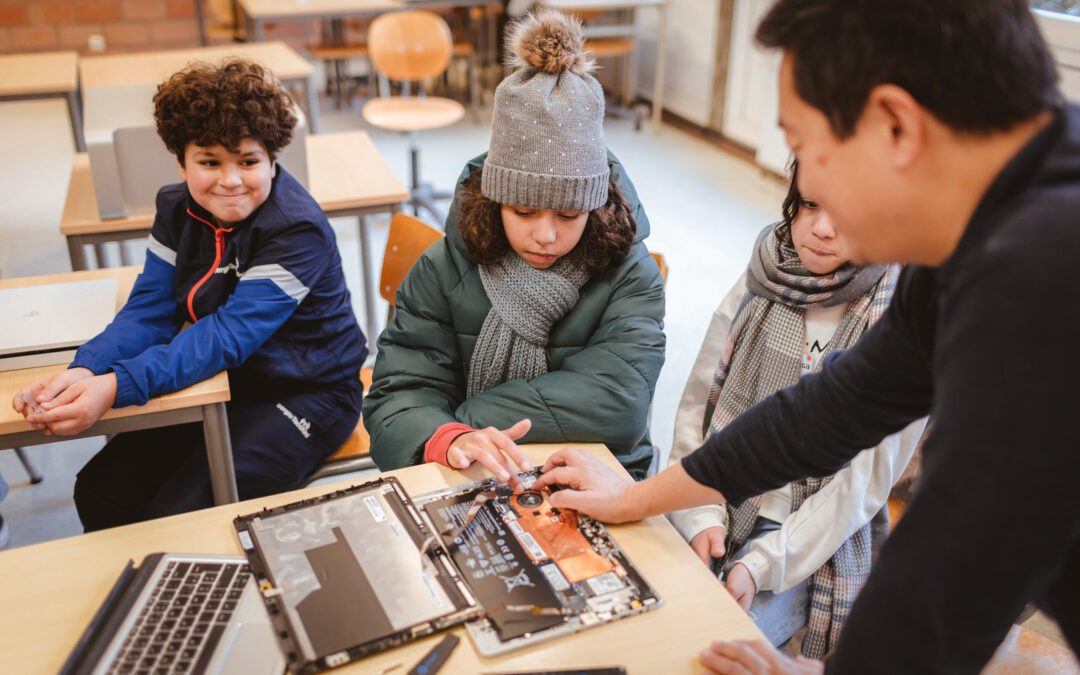 Orange en Febelfin over digitale inclusie